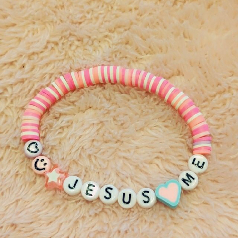 💕🌴Beautiful Bracelets 🌴💕